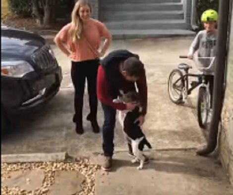 How This Pup Welcomes His Daddy After One And A Half Year Is Just Adorable!